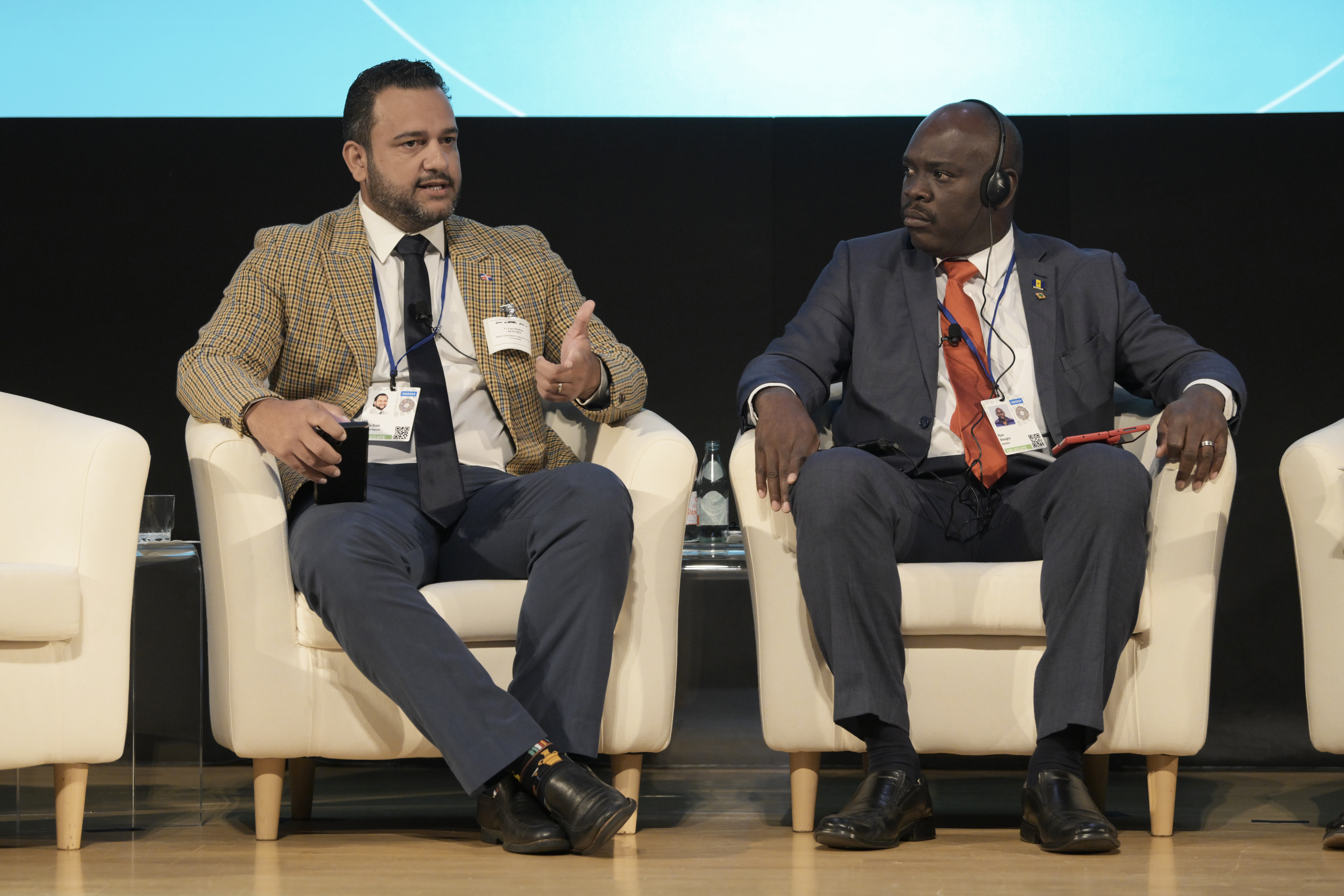Hon. Ryan R. Straughn, Minister of Finance and Economic Affairs, Barbados H.E. Mr. Luis Madera, Vice Minister of Planning and Public Investment, Dominican Republic